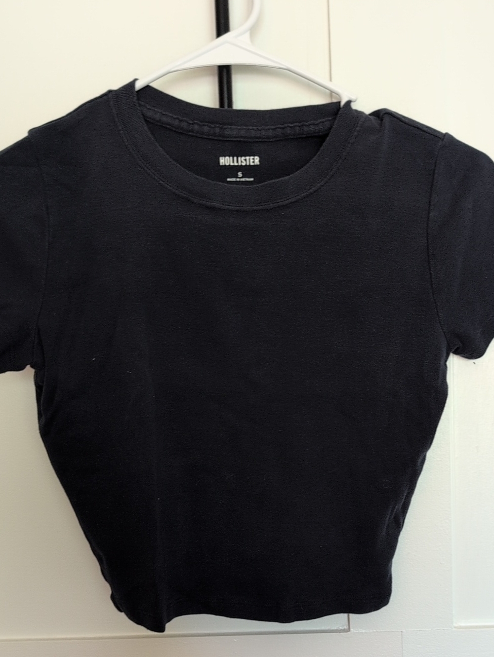 Hollister Navy Short Sleeve Crewneck Tee